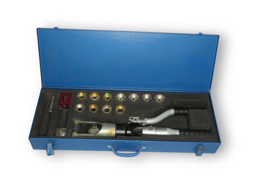 SERTISSEUSE HYDRAULIQUE MANUELLE